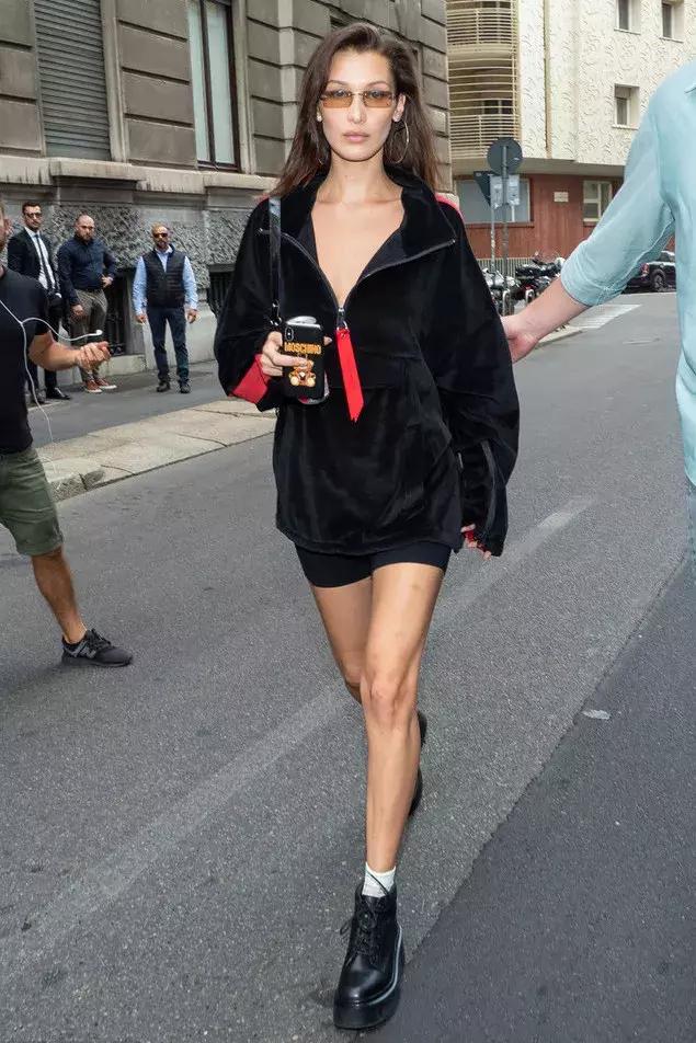 温度低穿的衣服,冬天穿宽松的卫衣怎么搭配