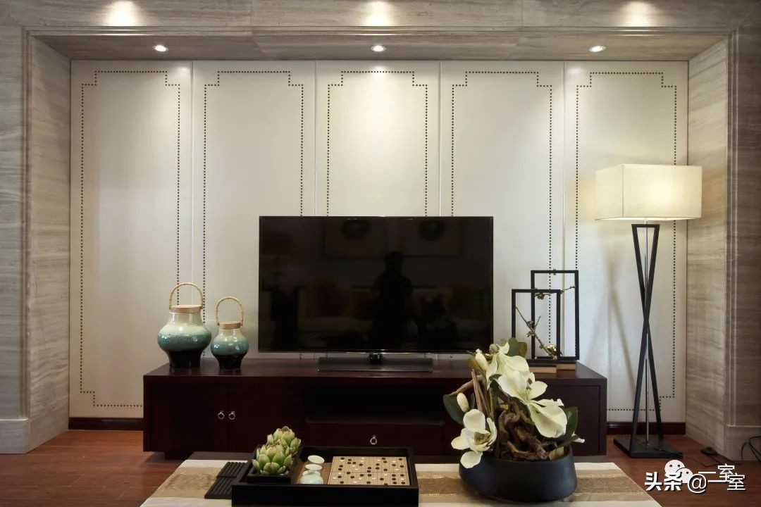 梁志天唐忠汉排名,现代风背景墙作品