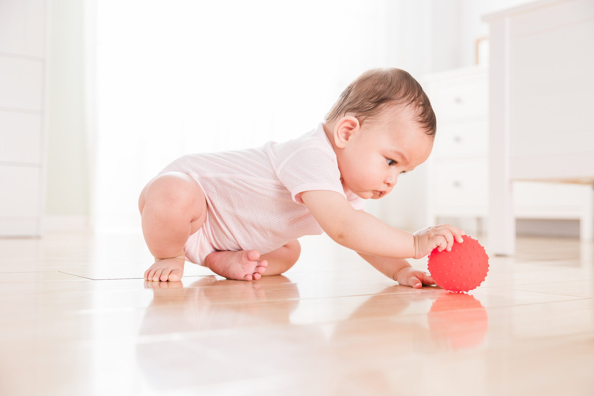 介绍防止孩子吃太多的9种方法,孩子吃得多且频繁正常么