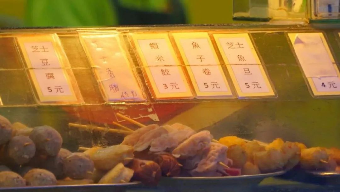 现在的拱北,还能留住多少珠海澳门人的脚步?