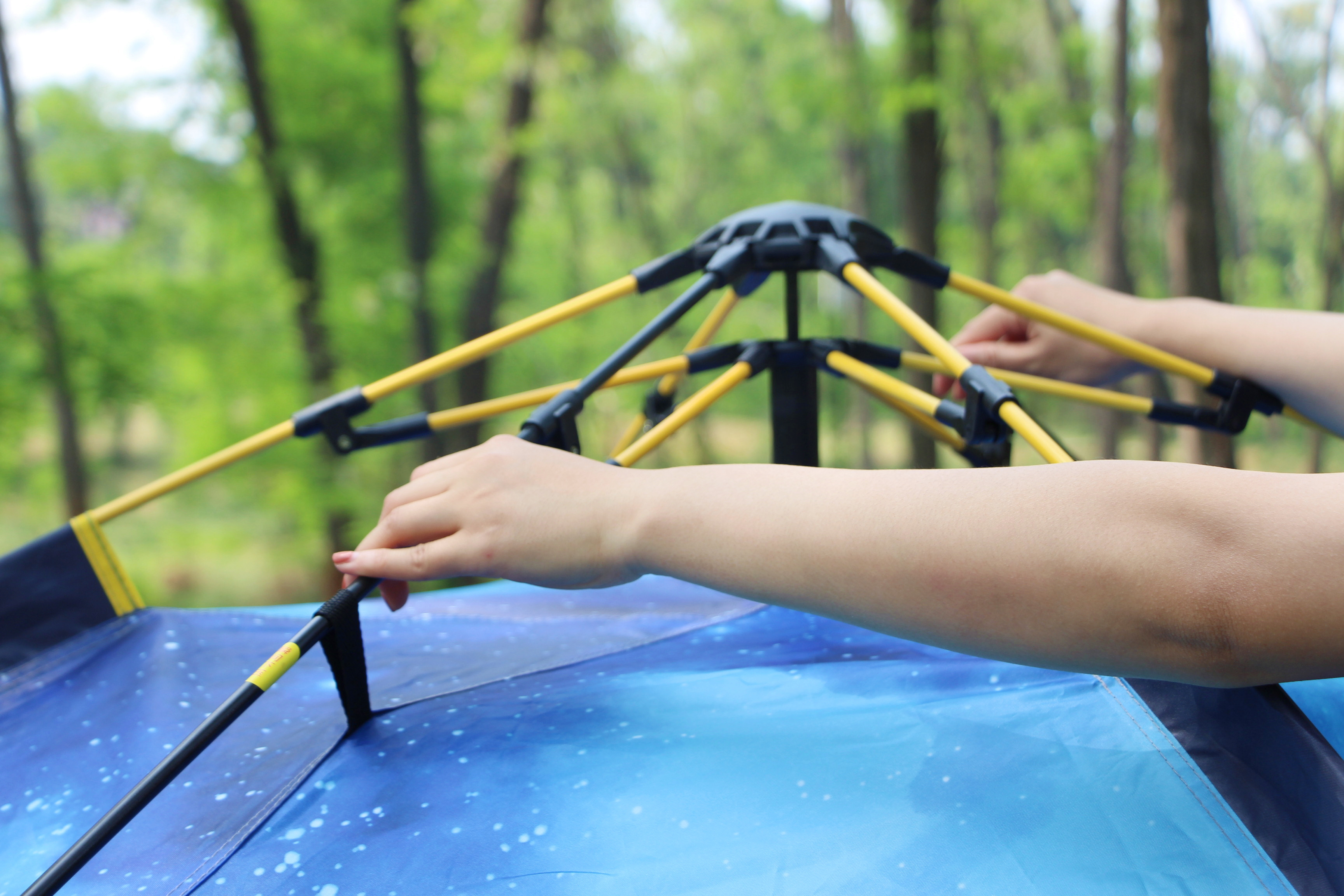 骆驼液压全自动帐篷收纳视频,骆驼星空液压帐篷评测