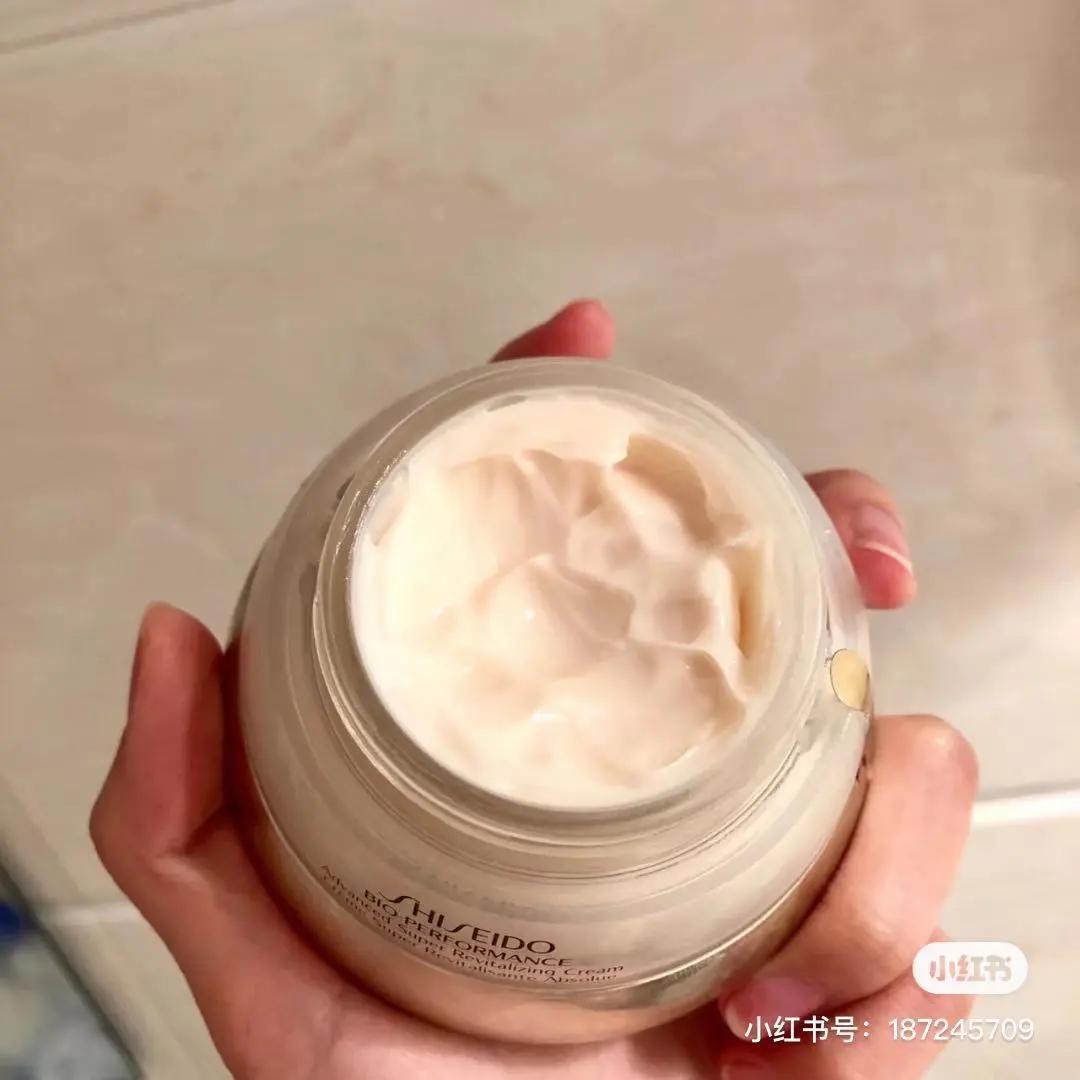 冬季续命神器不止是小暖炉，这10个面霜好用到我想给丁真安利.