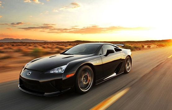 坐拥好几十辆豪车,坐拥千万豪宅是种什么体验