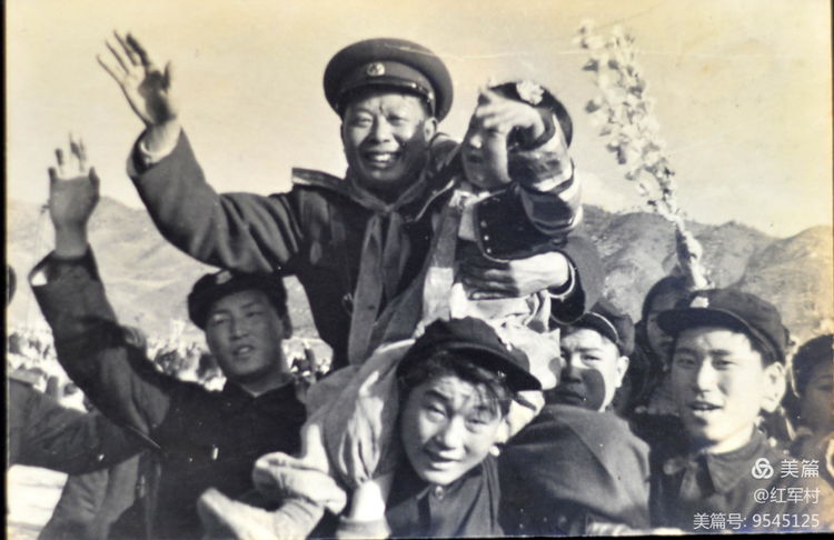 为志愿军烈士墓和毛岸英烈士墓写碑文的罗继五