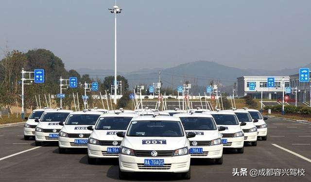 成都学驾校注意事项,在成都学驾校需要哪些条件