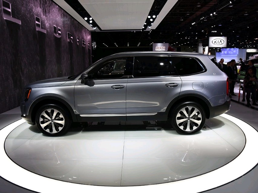 起亚四驱越野车有哪几款车型,起亚最新越野车七座