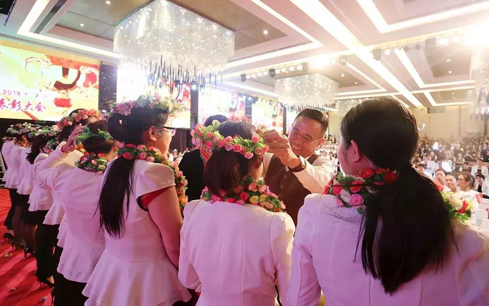 巨邦美容导师招聘信息,巨邦美导一个月有多少工资