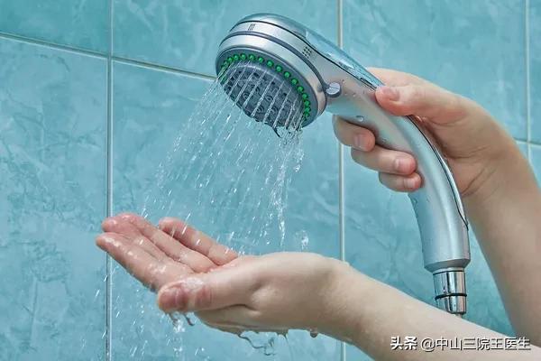 每天睡前两个养生黄金期,睡前1小时是养生黄金时间