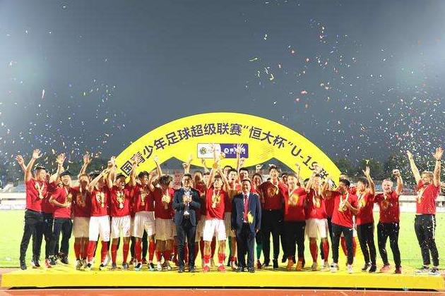 巴媒称恒大足校将调整青训模式，巴西世青赛冠军教练担任青训总监