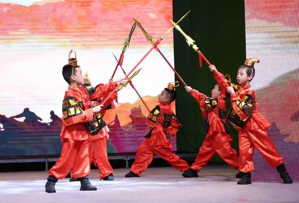 剑阁县鼓楼幼儿园庆祝中国*产党共**成立100周年暨毕业典礼文艺汇演