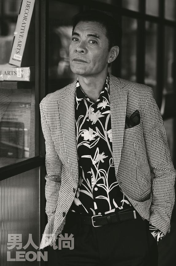 “国民老爹”竟有两副面孔?叔圈宝藏又曝光一员