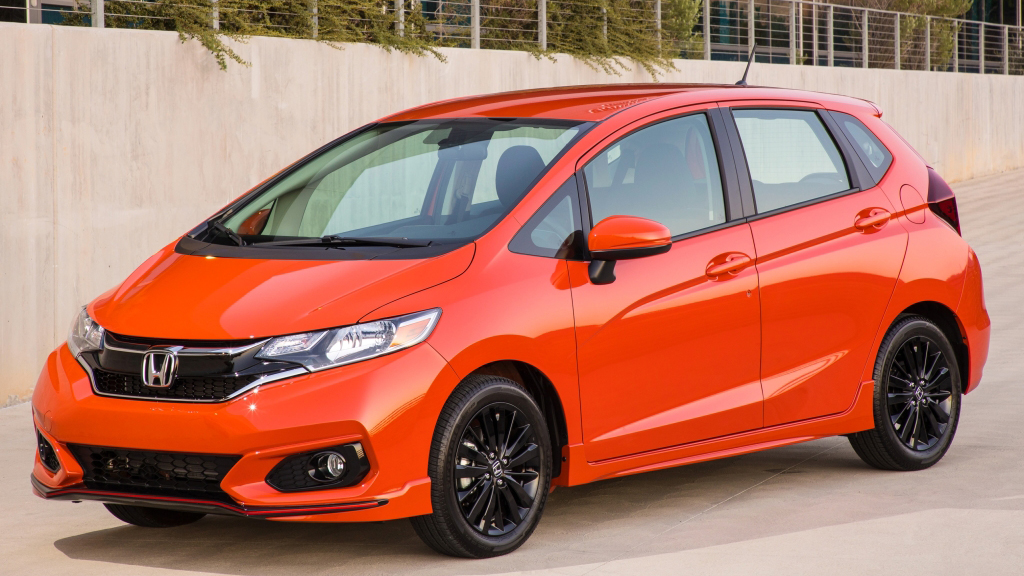 一代经典驾驶者之车,10万元年轻人的第一台车