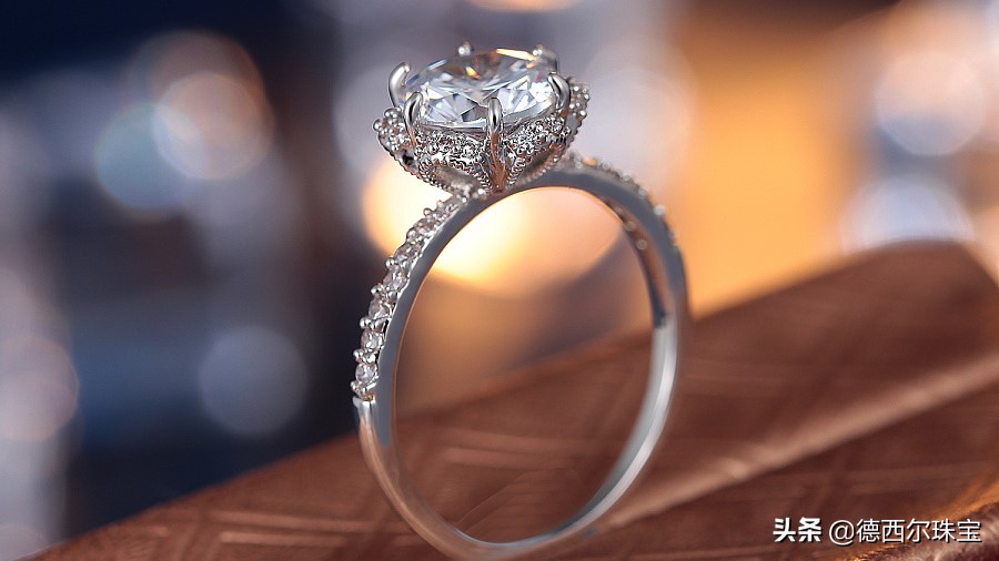 戒指多大的比较合适,多大的戒指圈号比较好看