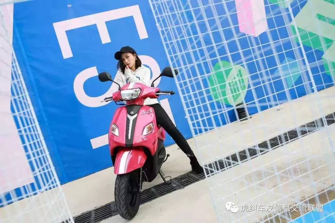 雅马哈巧格i1252023新车,雅马哈巧格125i2023款骑行