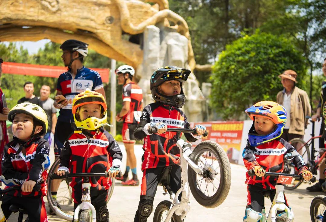 @个旧人，动起来！15分钟健身圈你打卡了吗？