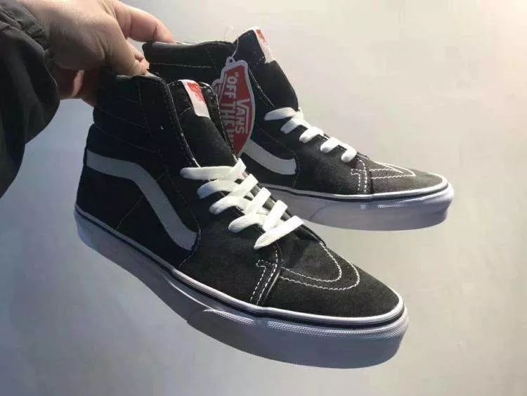 一双vans经典款多重,一双vans鞋成本有多少