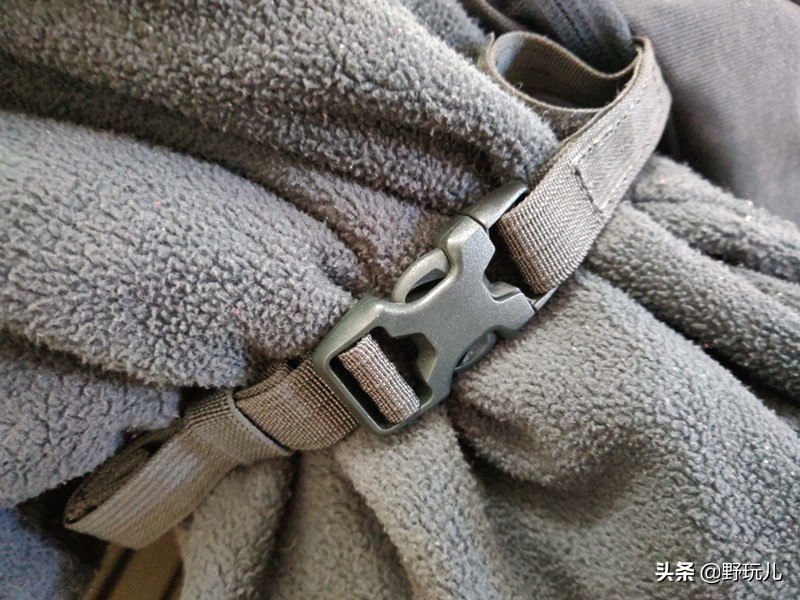 塞北初夏，拓乐陪我逐云日，拓乐Thule35LAllTrailX背包测评