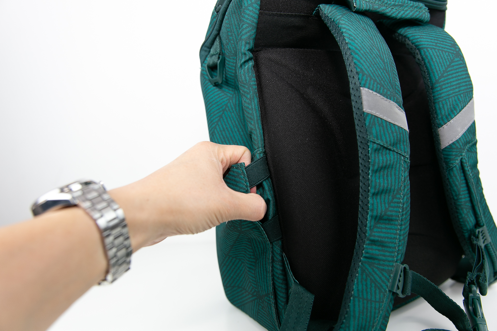 600块买个儿童书包，值不值？GMTforkids挪威小方包入手心得