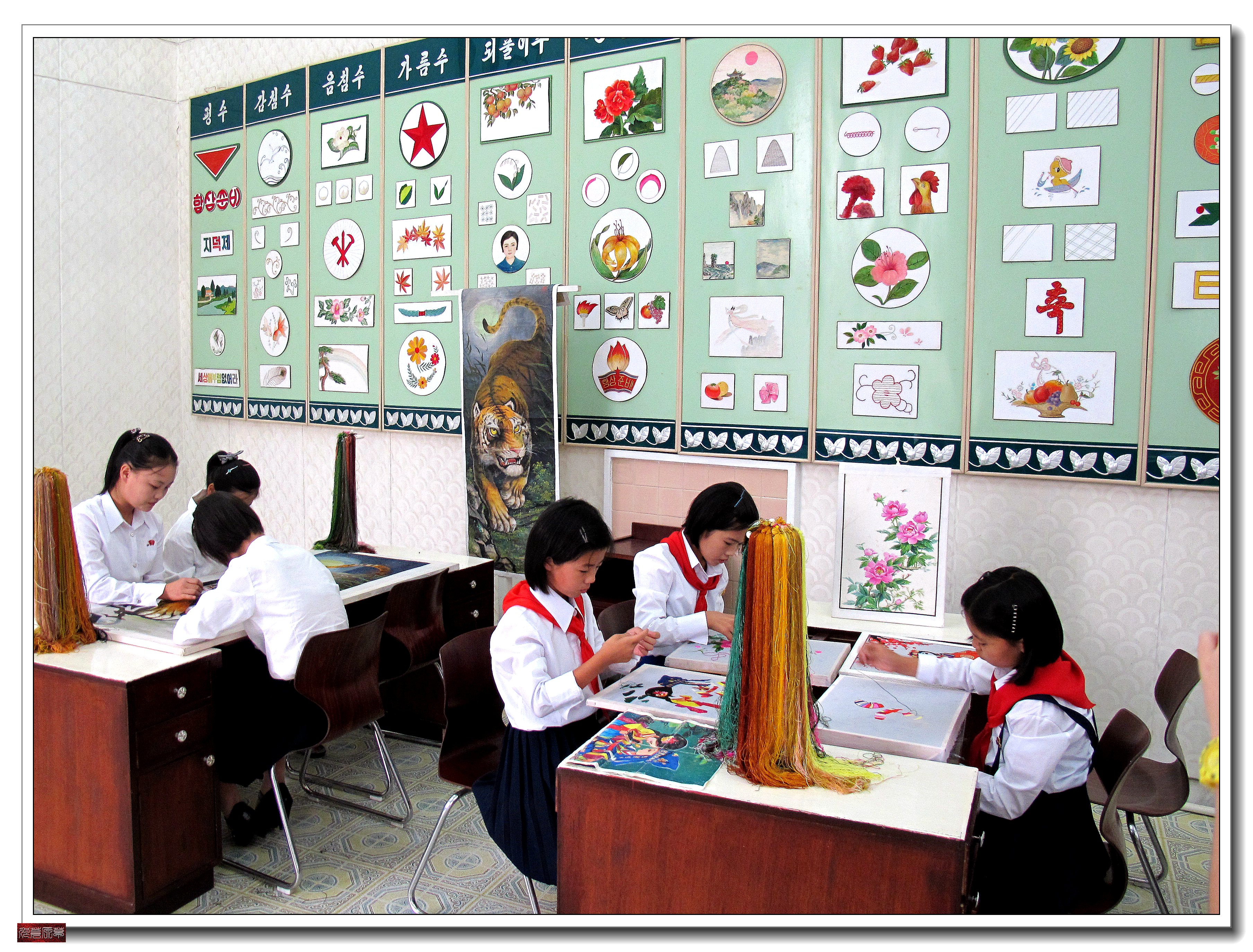 走进神秘国度纪录片,十年前朝鲜万景台少年宫视频