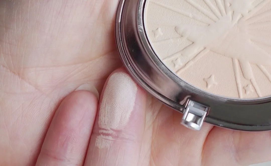 国货彩妆哪个好用点儿 (国货彩妆又便宜又好用)