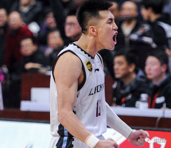 1次出界看7分钟录像,维持原判后又再改判!真刺激!