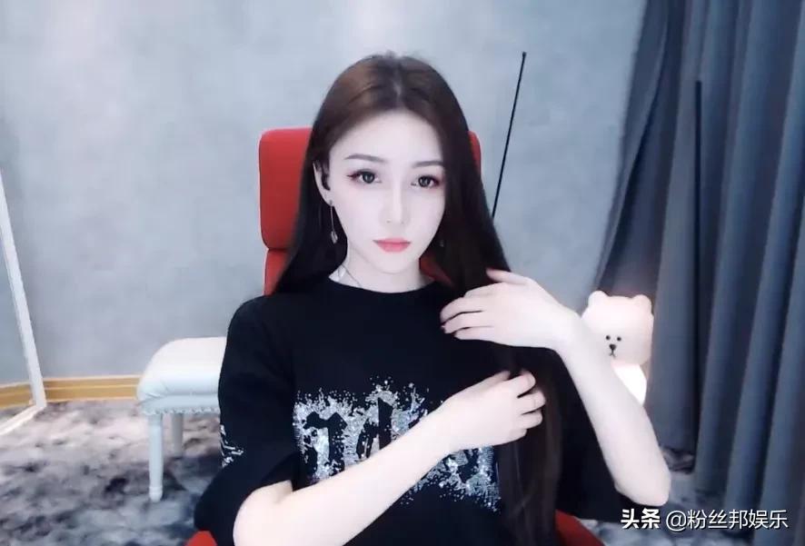 晓晓和c哥,c哥和晓晓最新视频