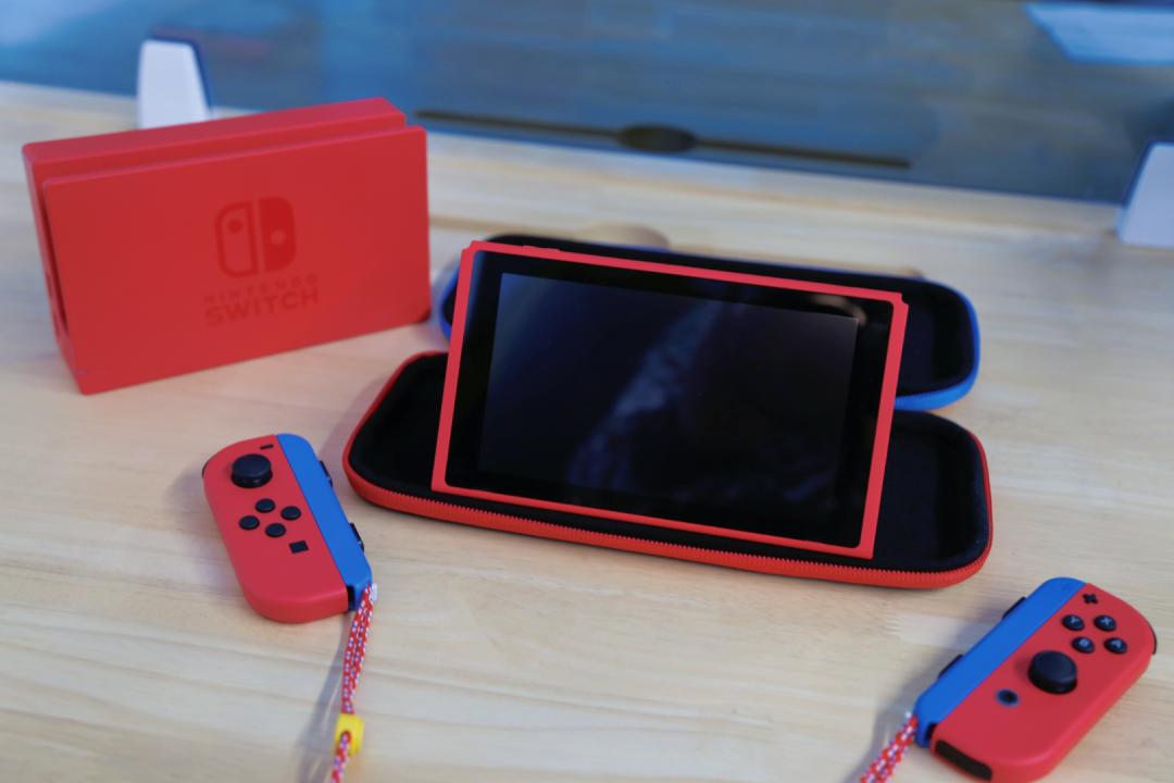 超级马力欧限定机：Switch玩家们最好的新春贺礼