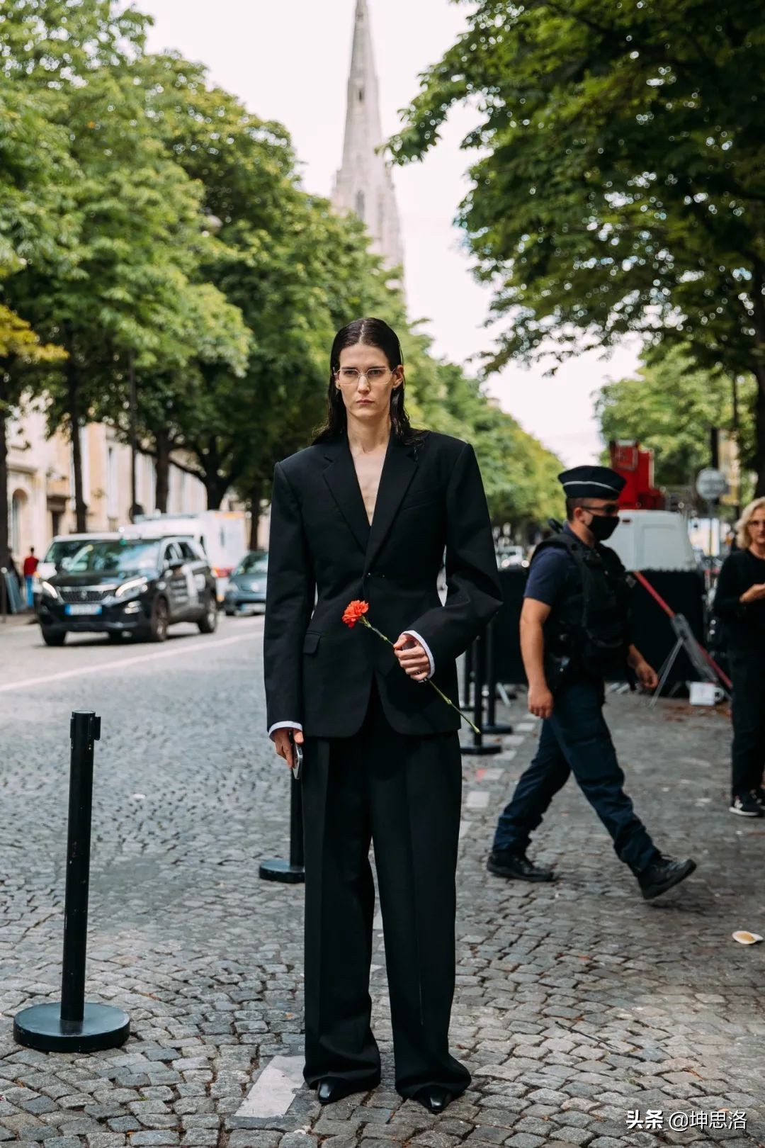 巴黎时装周的最佳街头穿搭风格,2020春夏时装周穿搭灵感指南