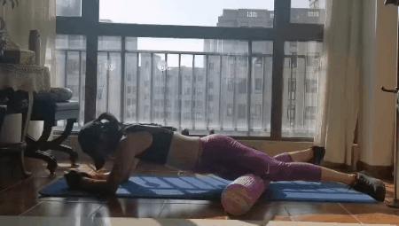 改善扁平臀提升臀线训练,推荐一个激活臀肌的入门级动作