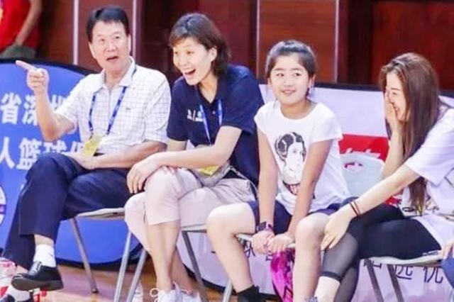 姚明女儿的身高近期有什么变化,姚明女儿身高成长史