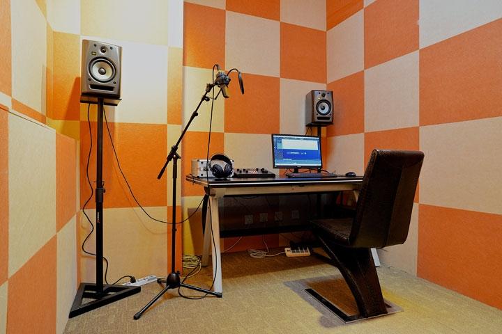 麦克录音噪音大怎么处理,录音怎样做到不喷麦