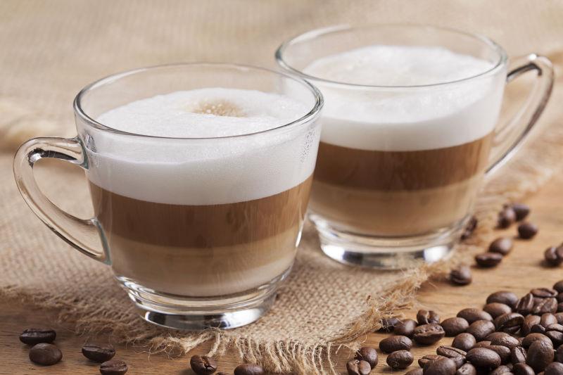 终于知道咖啡为什么不苦了,摩卡拿铁卡布奇诺区别玛奇朵