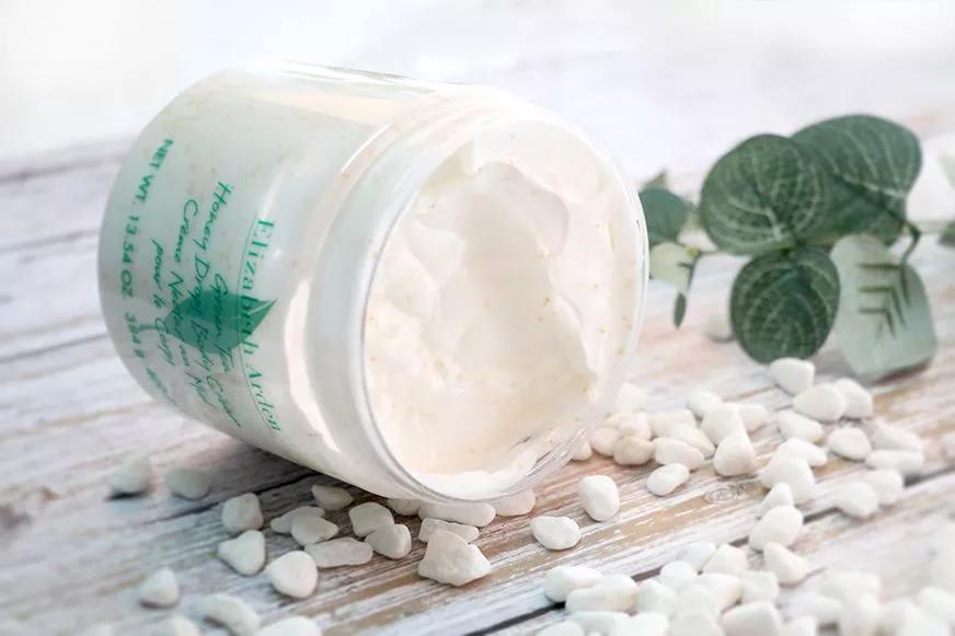 林允美白秘籍是坚抹身体乳！评测英皇室百年牌子身体乳有多好用？