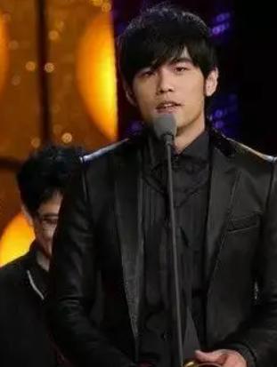 周杰伦昆凌结婚周年庆,周杰伦庆与昆凌结婚7周年