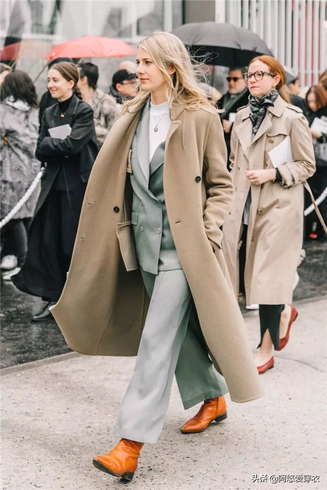 秋冬最火小黑靴买这4双准没错,秋冬新款高级感长筒靴小个子