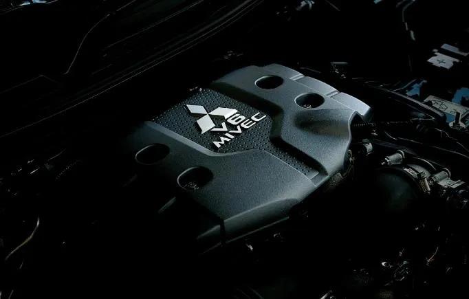 2020款帕杰罗劲畅国外试驾,新款帕杰罗劲畅越野测试