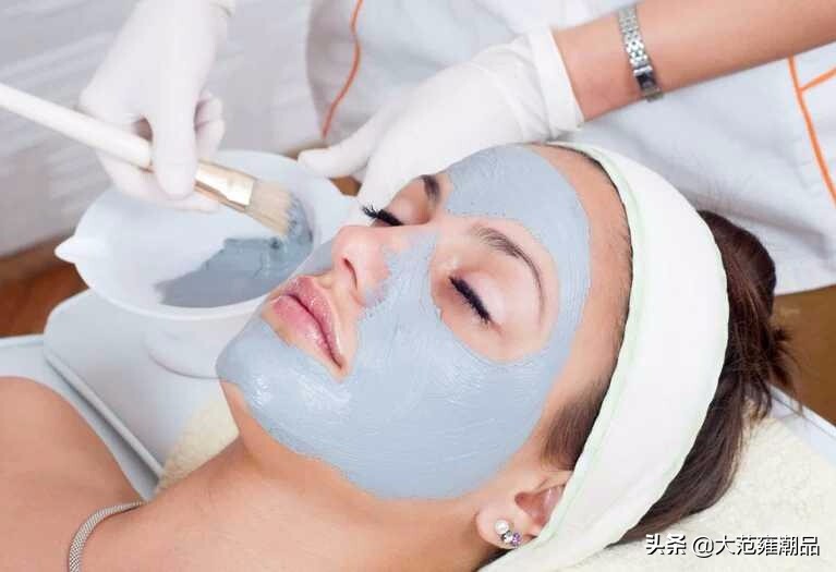 40岁脸部出现细纹眼袋,脸部长细纹用什么护肤品