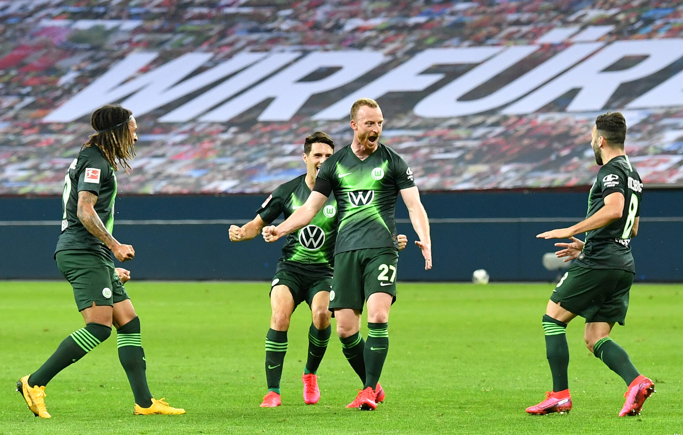 勒沃库森客场3-2击败弗赖堡,勒沃库森主场2-2战平罗马