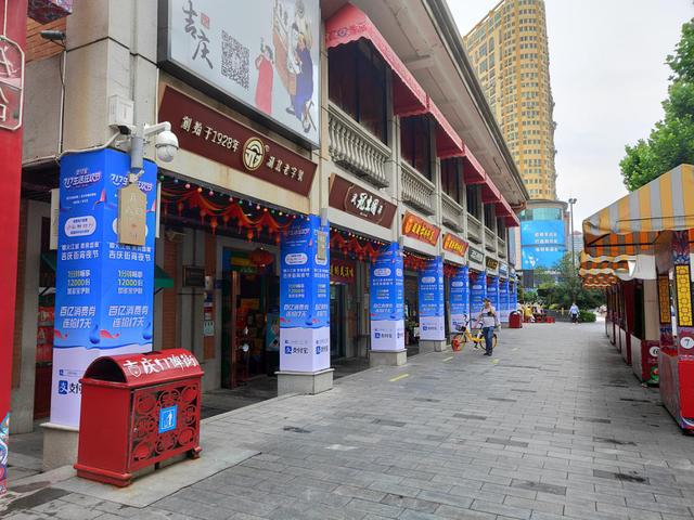 包揽一公里生意，学会这招老邻居都来了