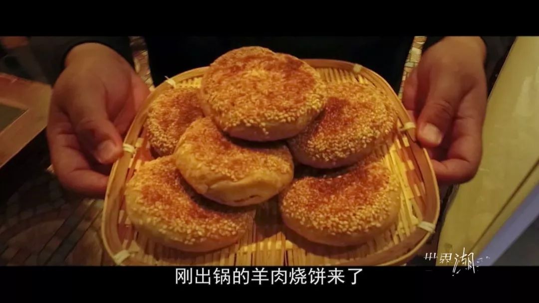 蟹黄包蟹黄烧饼,地方特色美食蟹黄肉包
