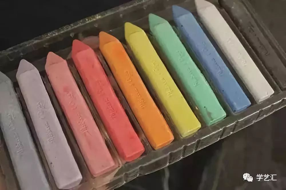 儿童画什么颜料入门推荐,小孩学颜料画的入门教程