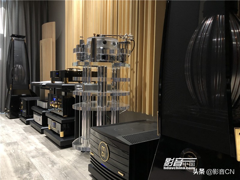 天津富力津门湖:沉浸式影院、殿堂级音乐系统