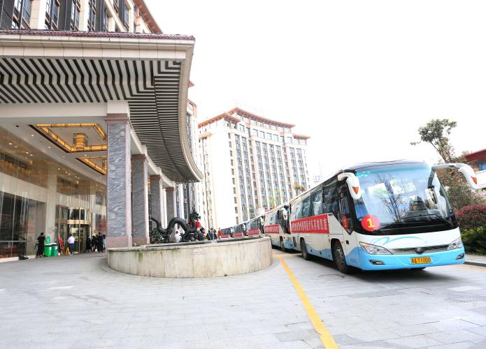 酒店接待抗疫医护人员,酒店企业致敬最美逆行者