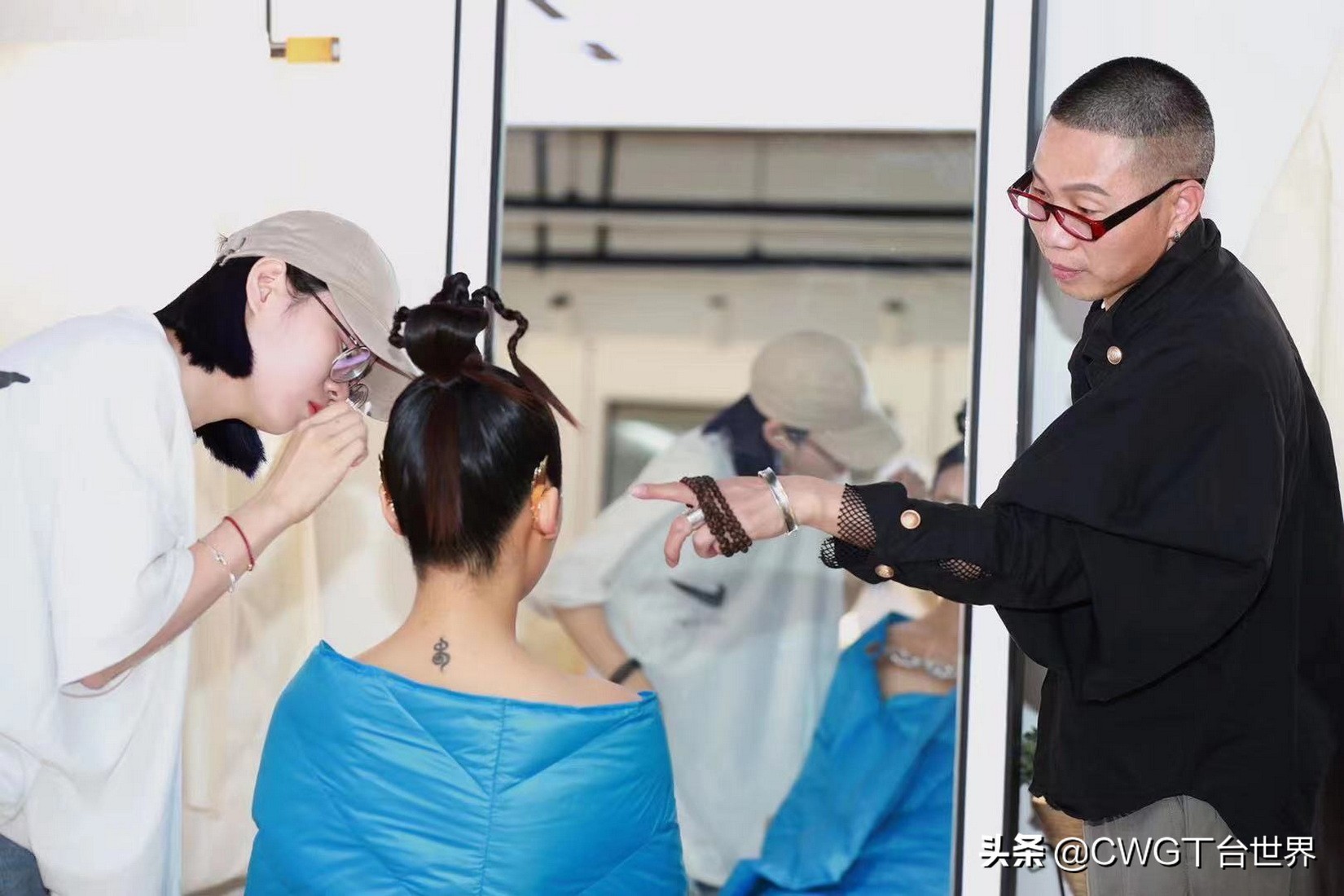 亦帛时尚羽绒服是品牌吗,亦帛时尚2021冬羽绒服发布会