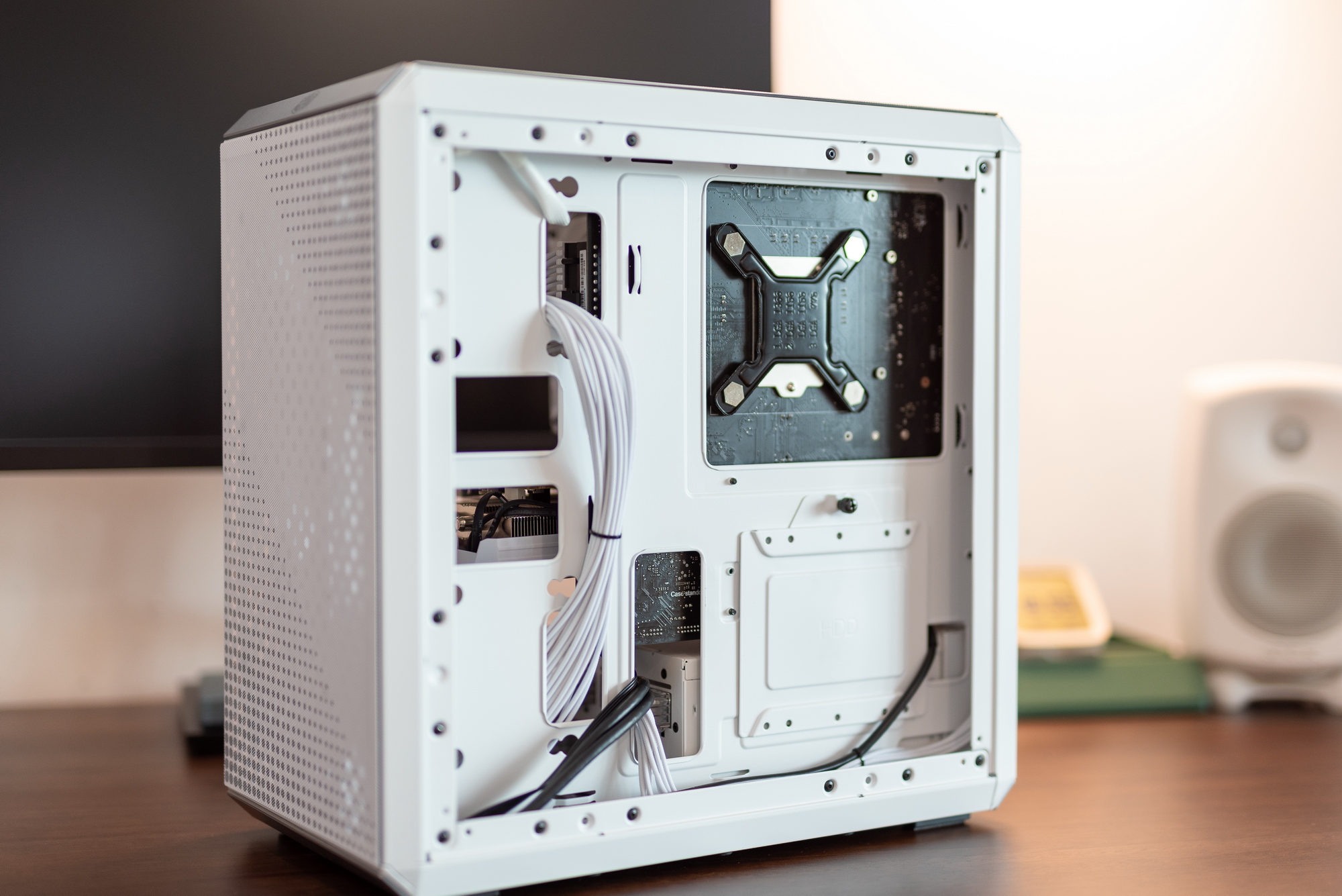 atx机箱和matx机箱有啥区别,高性价比matx白色机箱推荐