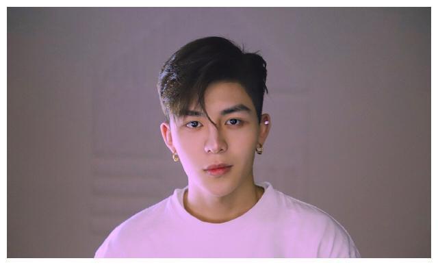 阿娇钟欣潼等级,气质出众阿娇钟欣潼亮相