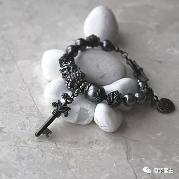 施华洛世奇水晶散珠手链编织教程,施华洛世奇水晶手链教程