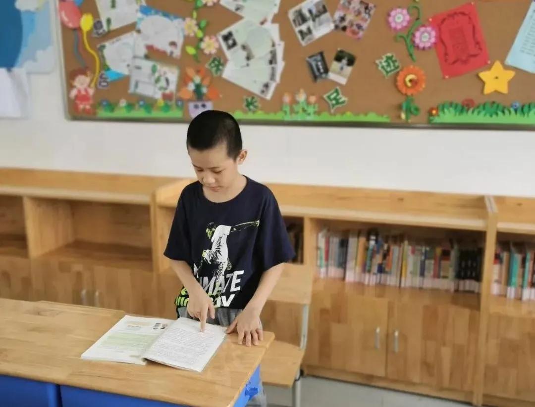 那一天，我抱着自闭症儿子，想去撞大货车……