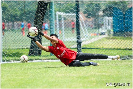 黑科技助力体育训练,黑科技足球