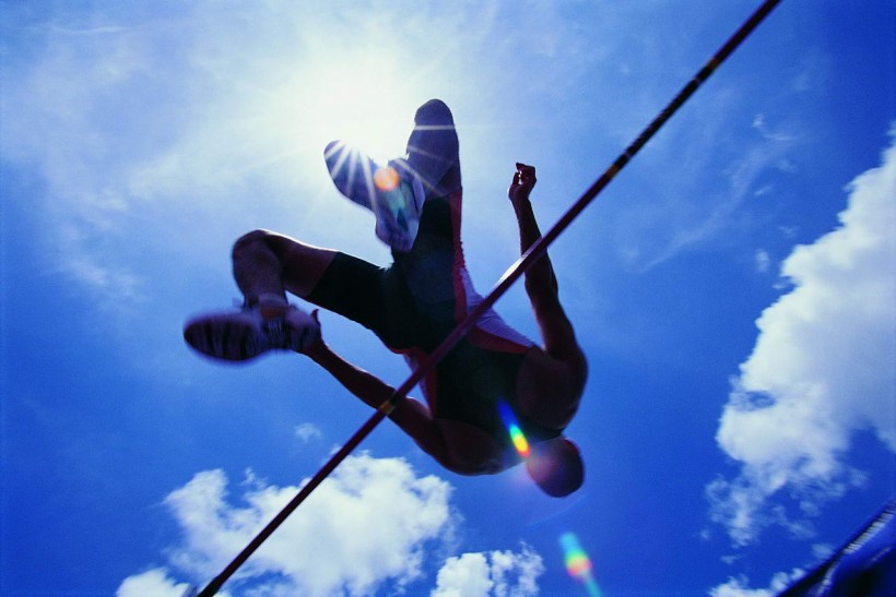 如果想成为运动员首先要做什么,当运动员有什么前途没有